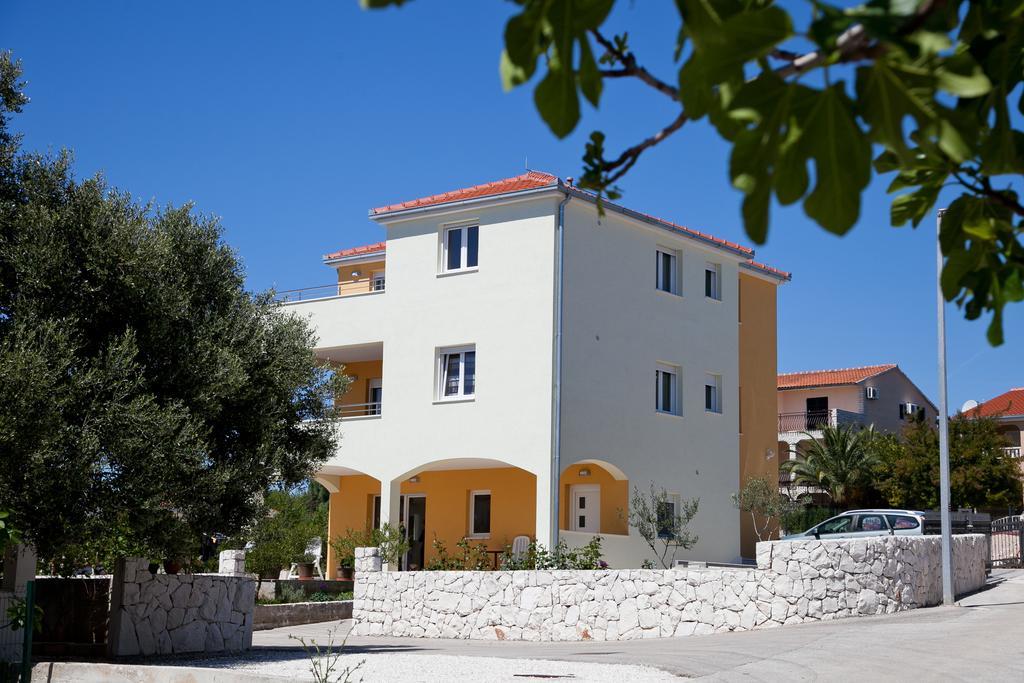 Apartments Medvid Trogir Exteriér fotografie